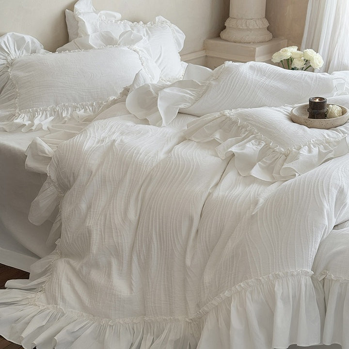 Time Line Bedding Set