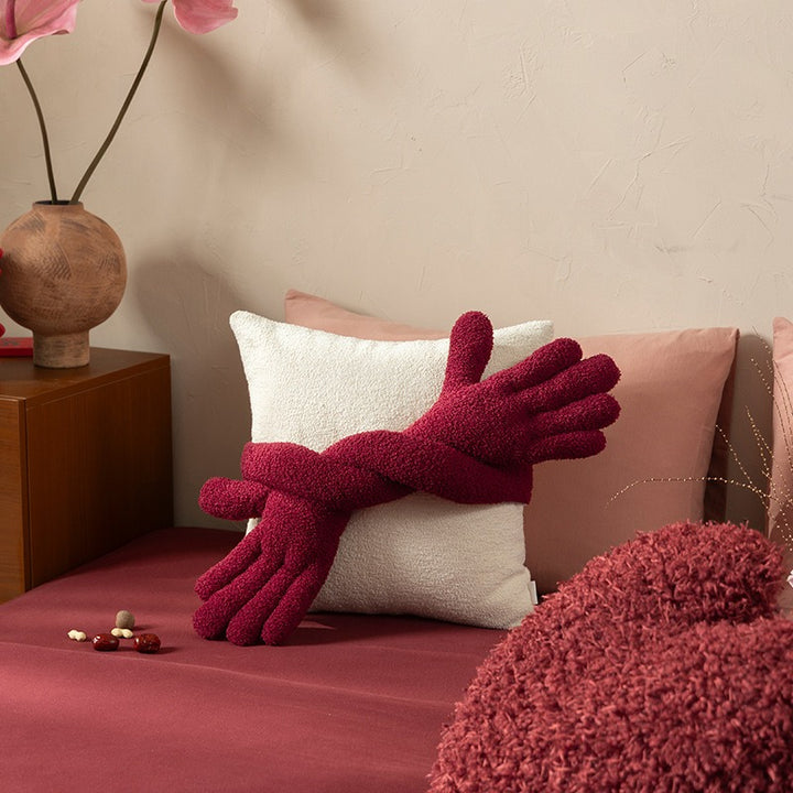 Cuddle Arms Cushion