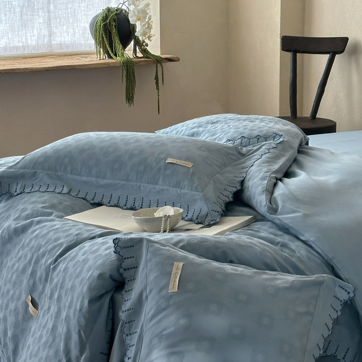 Blue Floral Bedding Set