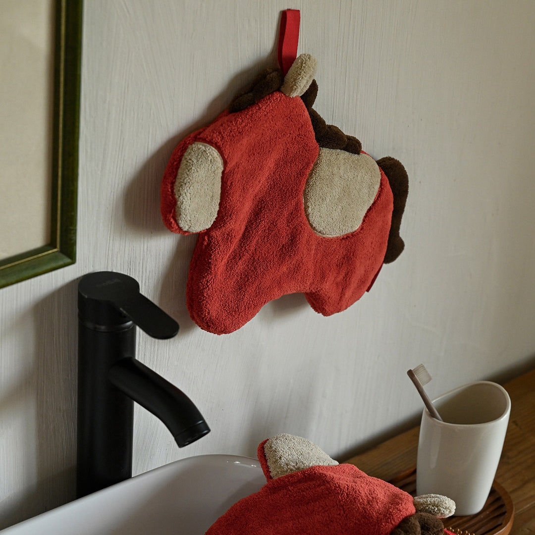 Red Horse Hanging Hand Towel Set