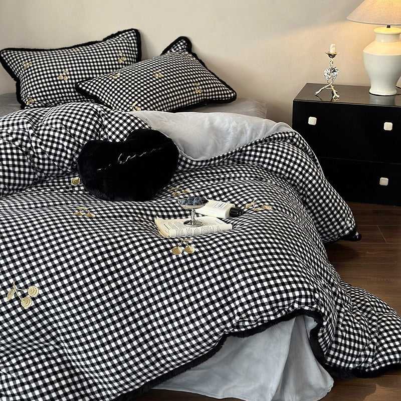 Warm Cherry Checkerboard Bedding Set
