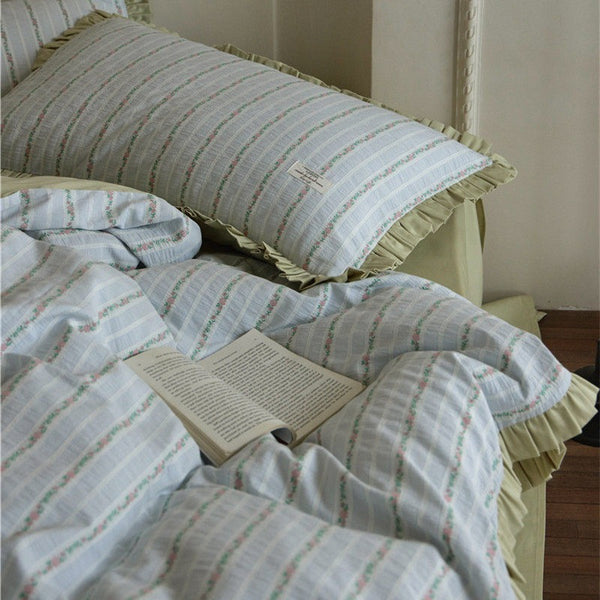 Lawn Party Bedding Set