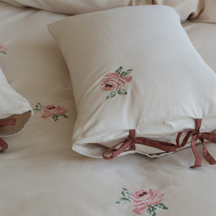Rose Garden Bedding Set