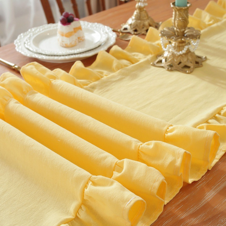 Sweet Ruffle Table Runner