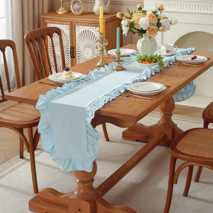 Sweet Ruffle Table Runner