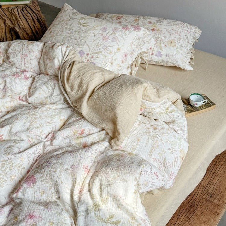 Vivid Floral Bedding Set