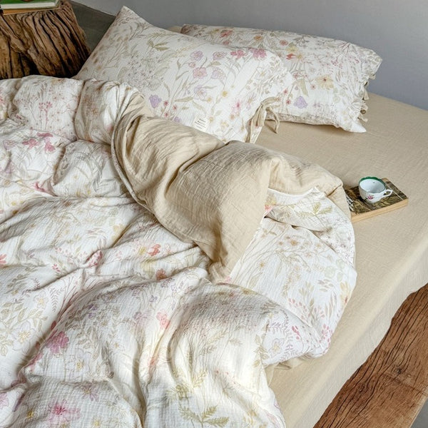 Vivid Floral Bedding Set