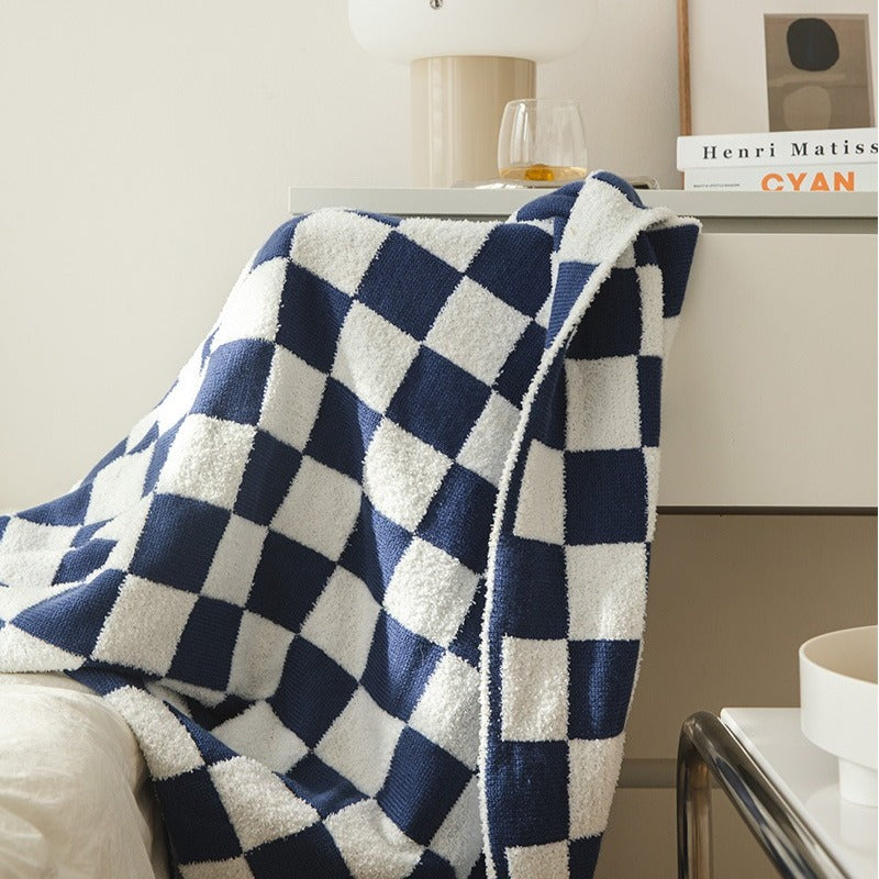 Checker Tumble Throw