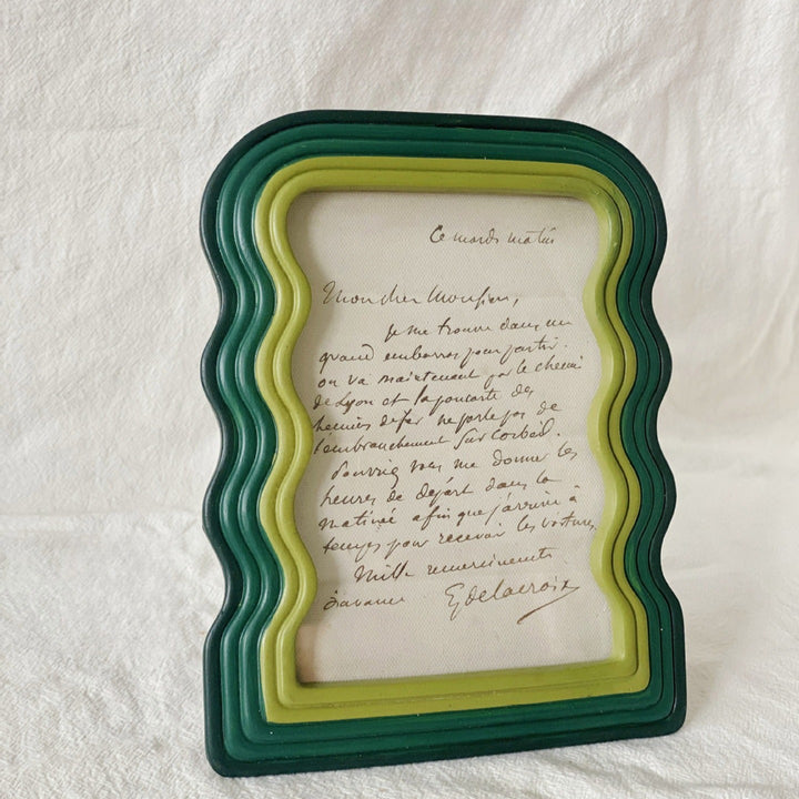 Countryside Green Wavy Layered Frame