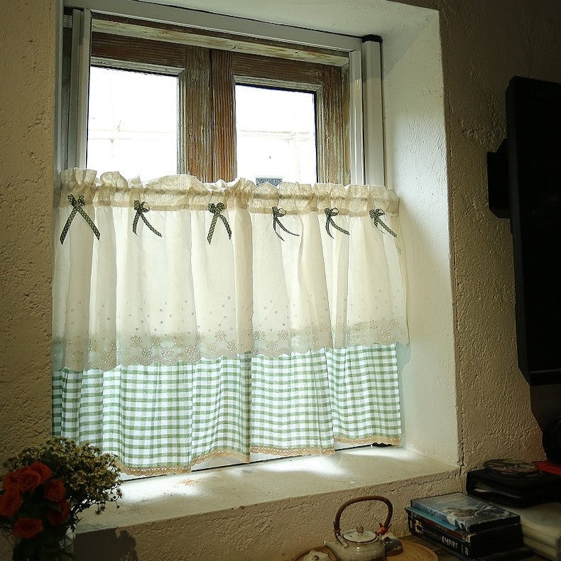 Lace & Green Check Cabinet Curtain