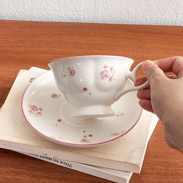 Petite Rose Teacup Set