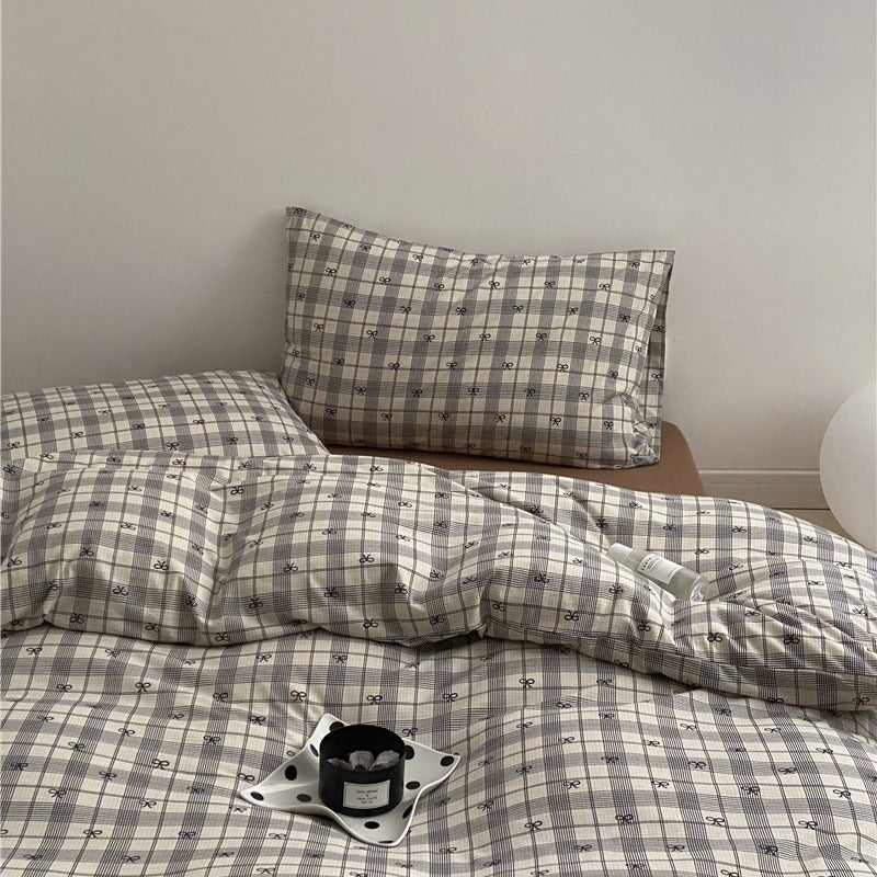 Vintage Line Bow Bedding Set