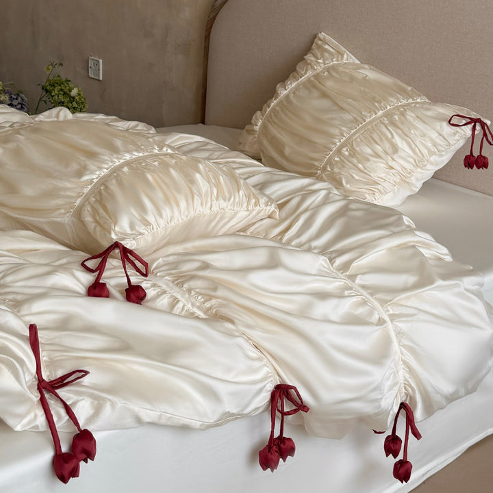 Fragrant Satin Bow Bedding Set