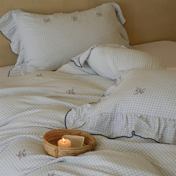 Summer Floral Basket Bedding Set