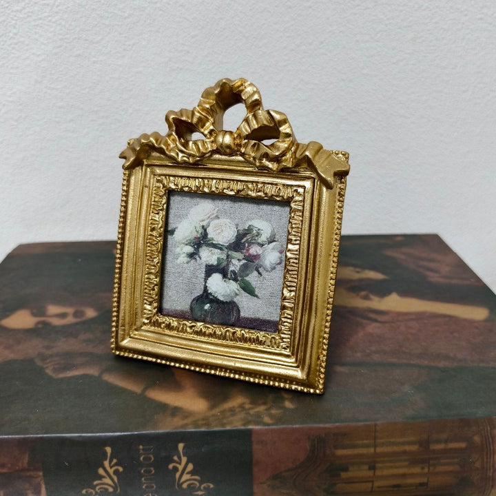 Gold Bow Photo Frame