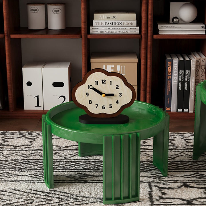 Nature Charm Desk Clock