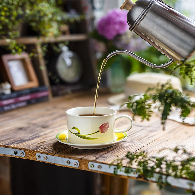 Wide Awake Teacup Set