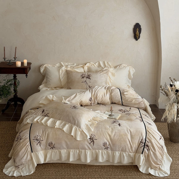 Royal Rose Bedding Set