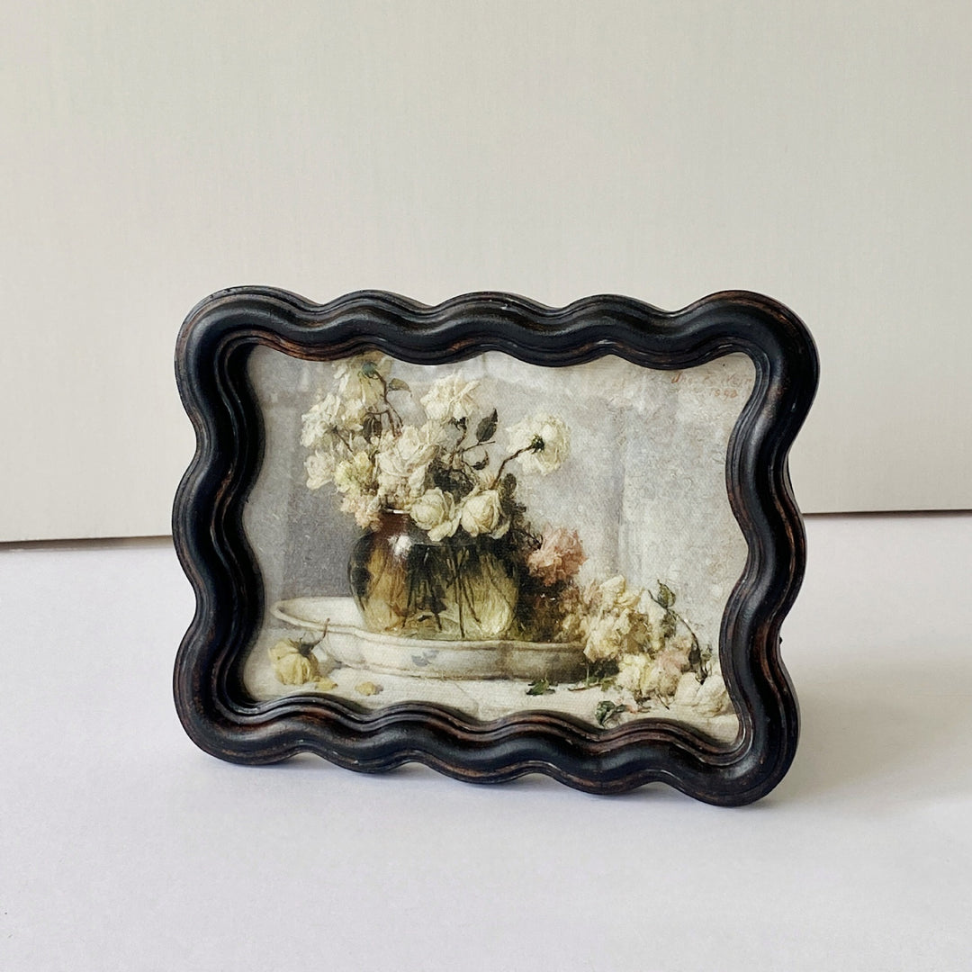 Distressed Black Wavy Frame