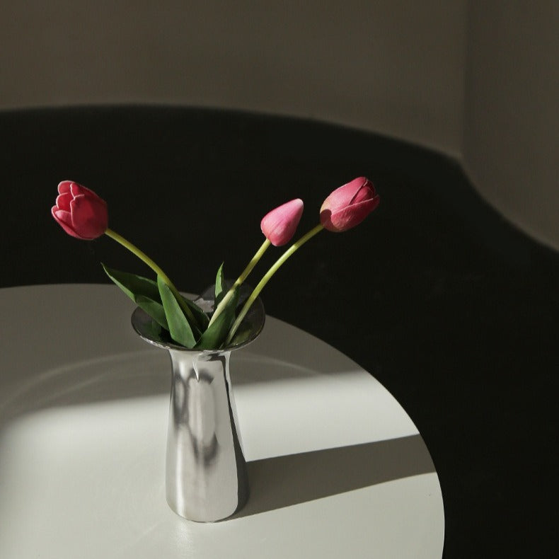 Petal Edge Vase