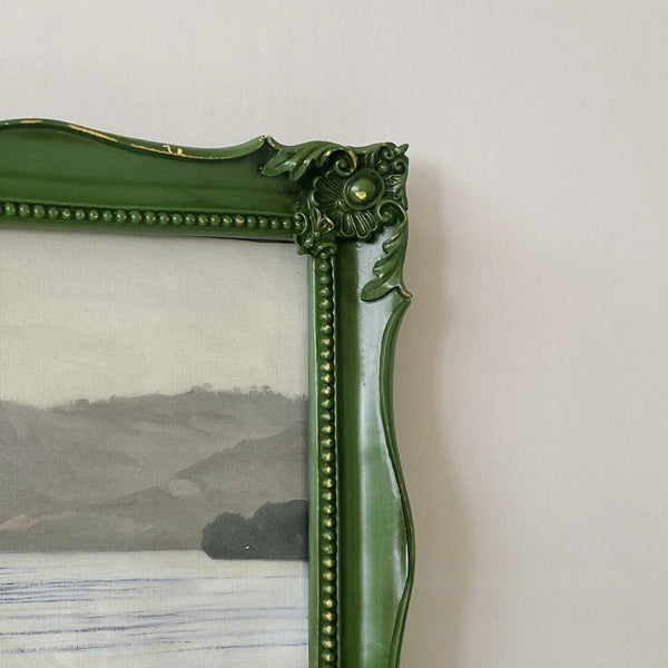 Verdant Baroque Scalloped Frame