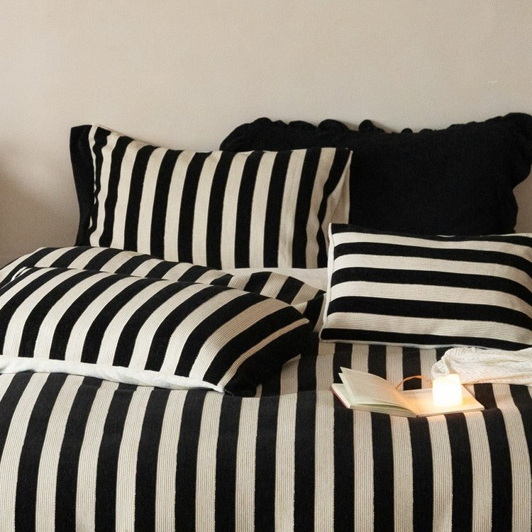 Warm Stripe Plus Bedding Set