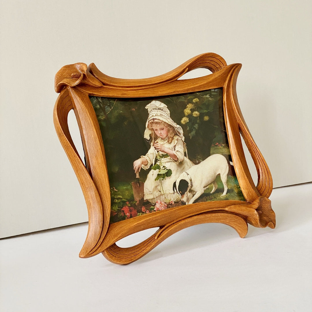 Calla Lily Twist Frame