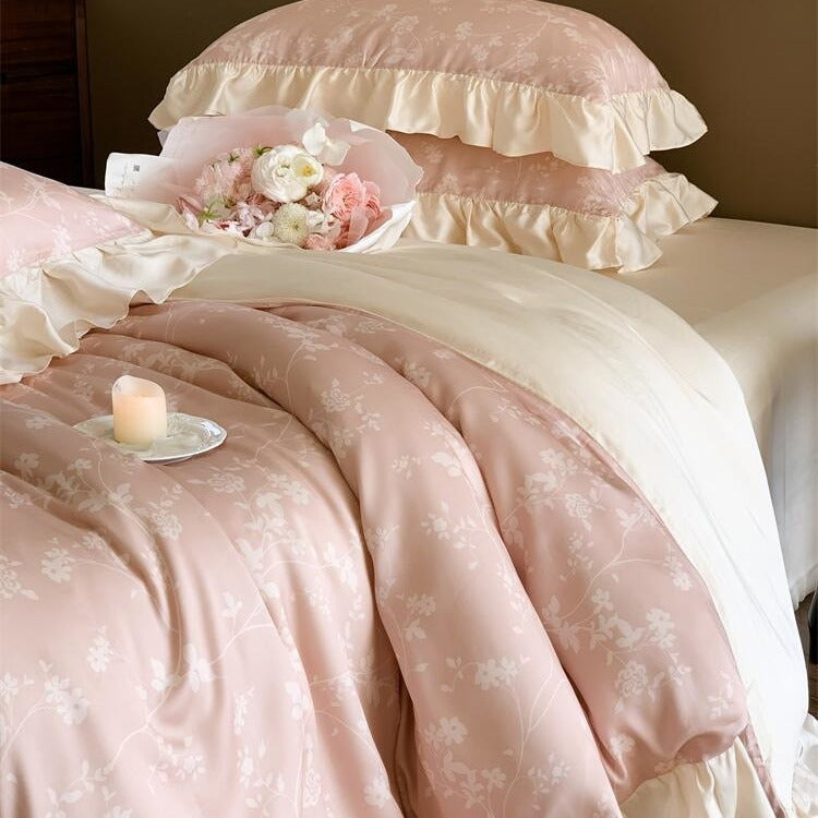 Pale Blossom Bedding Set
