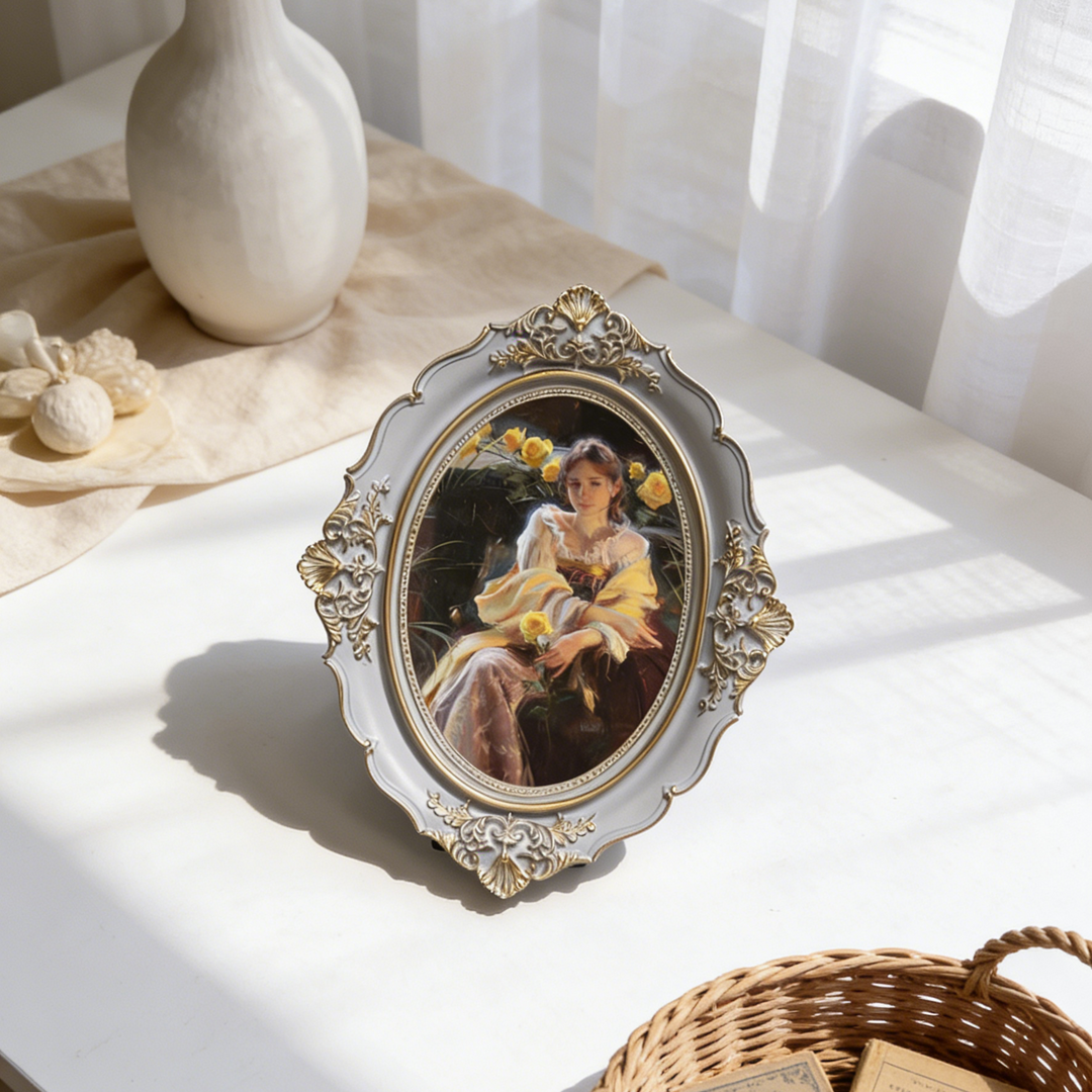 European Palace Oval Frame
