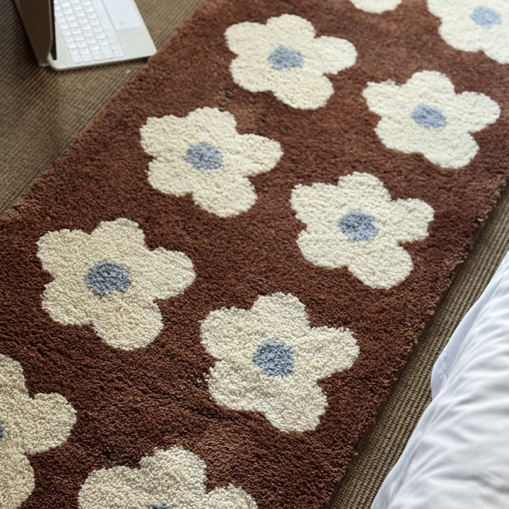 Mocha Daisy Rug