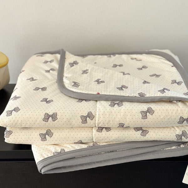Mini Polka & Bow Summer  Quilted Blanket