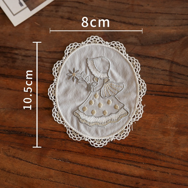 Royal Lace Coaster Set