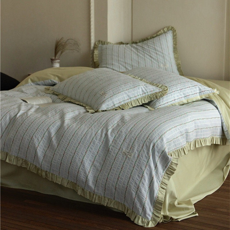 Lawn Party Bedding Set