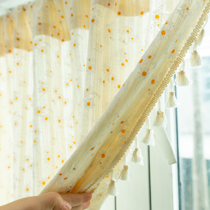 Daisyland Tassel Curtain