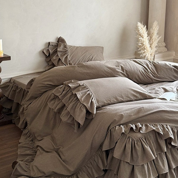 Ruffled Cottage Bedding Set