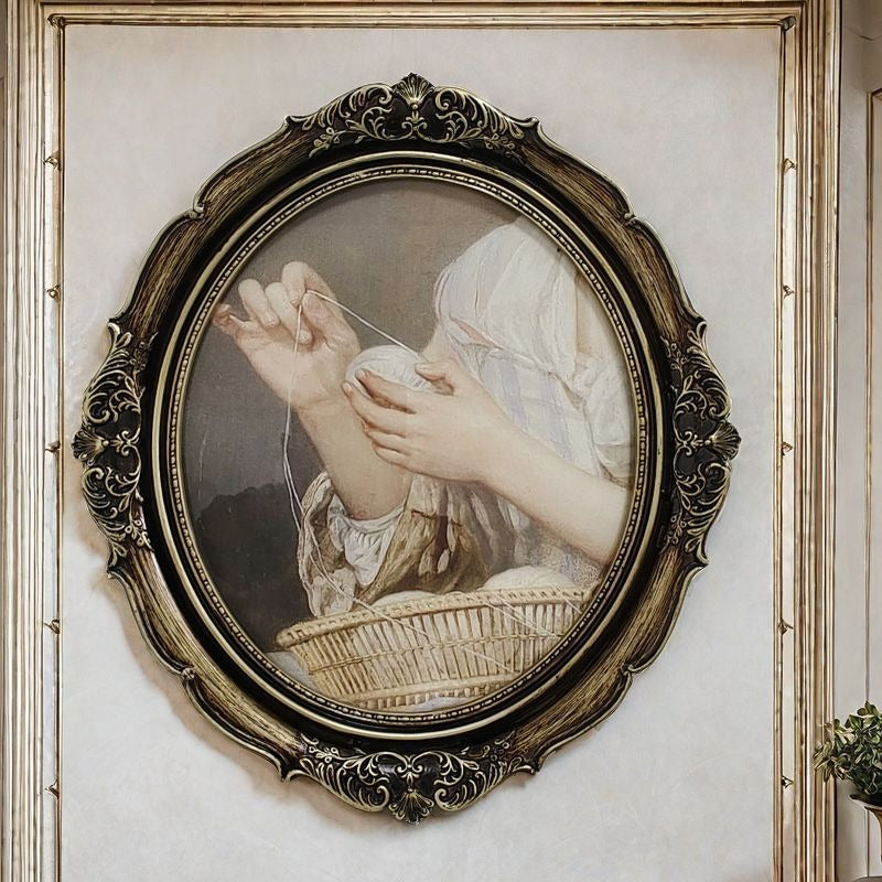 Victoria Hanging Photo Frame