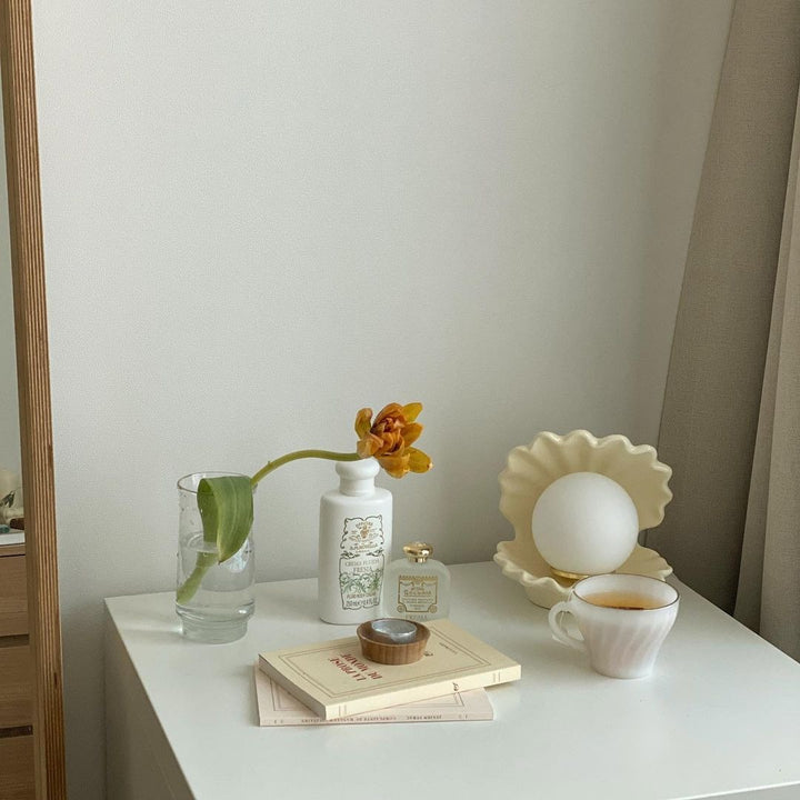 Lustre Shell Table Light
