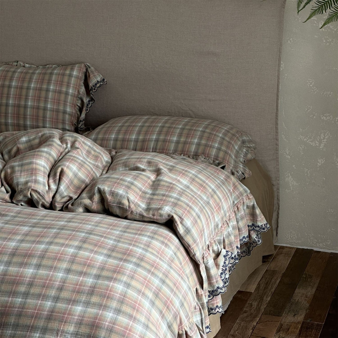 Forest Tartan & Ruffle Bedding Set