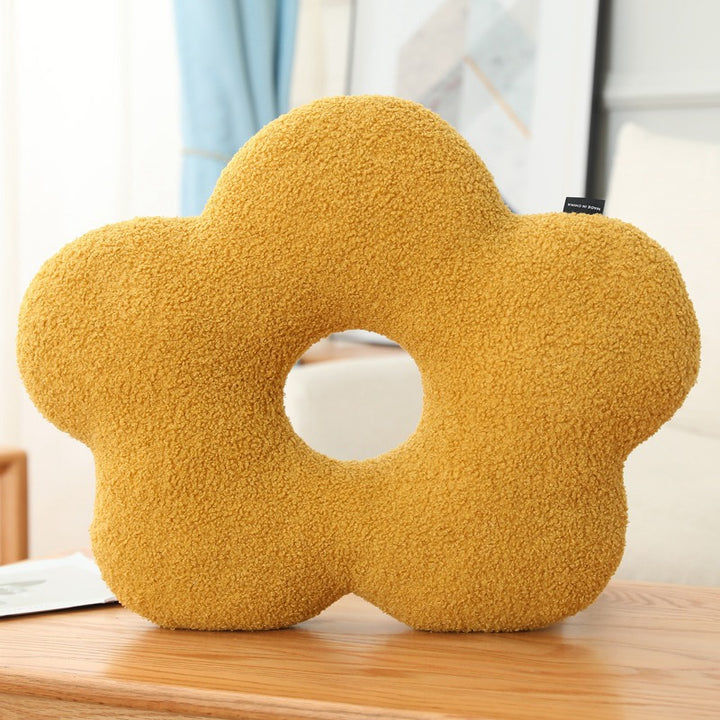 Daisy Land Cushion