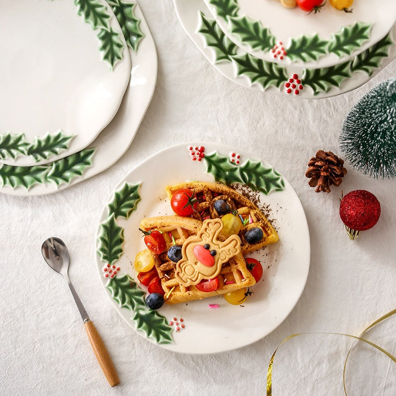 Xmas Holly Dinnerware