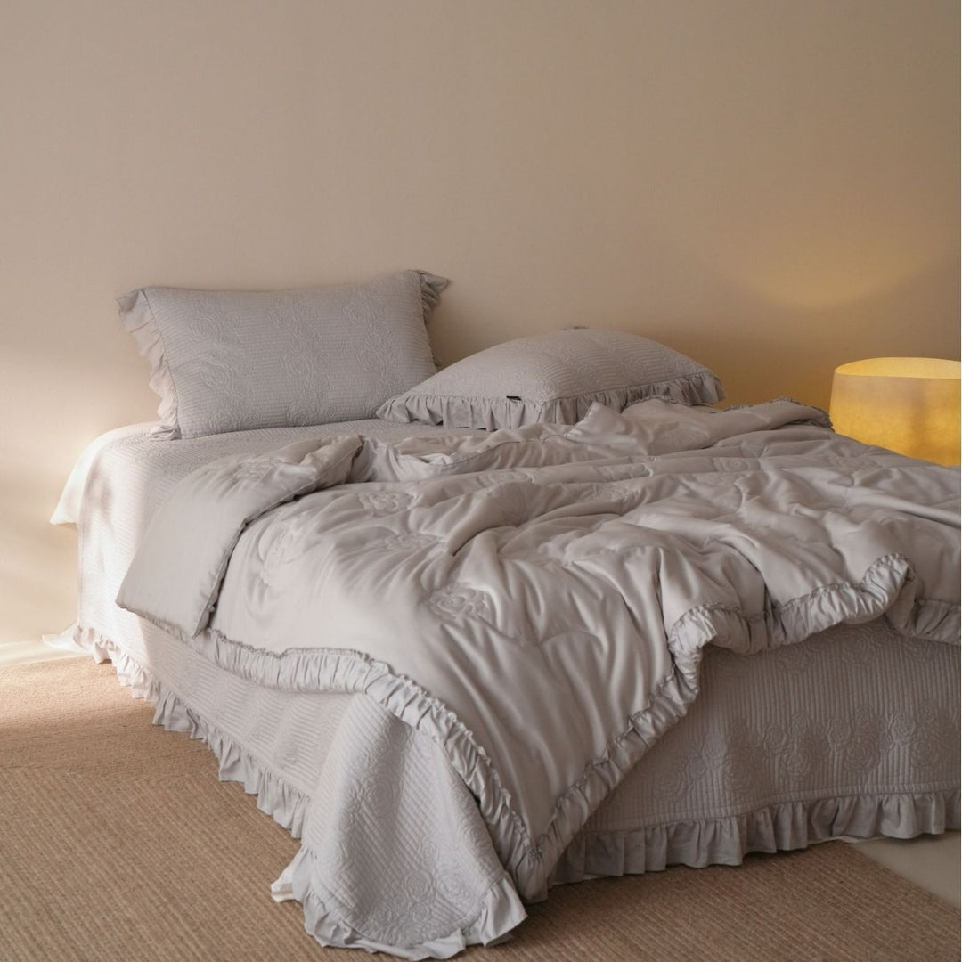 Buttercream Ruffle Summer Quilted Blanket