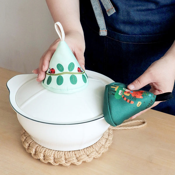 Animal Party Triangle Pot Holder Set