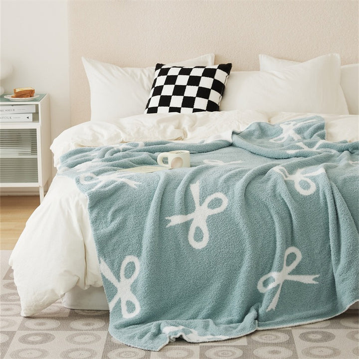 Bow Present Blanket Collection