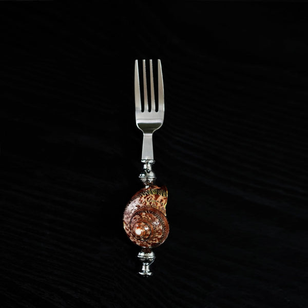 Patterned Conch Cutlery Collection