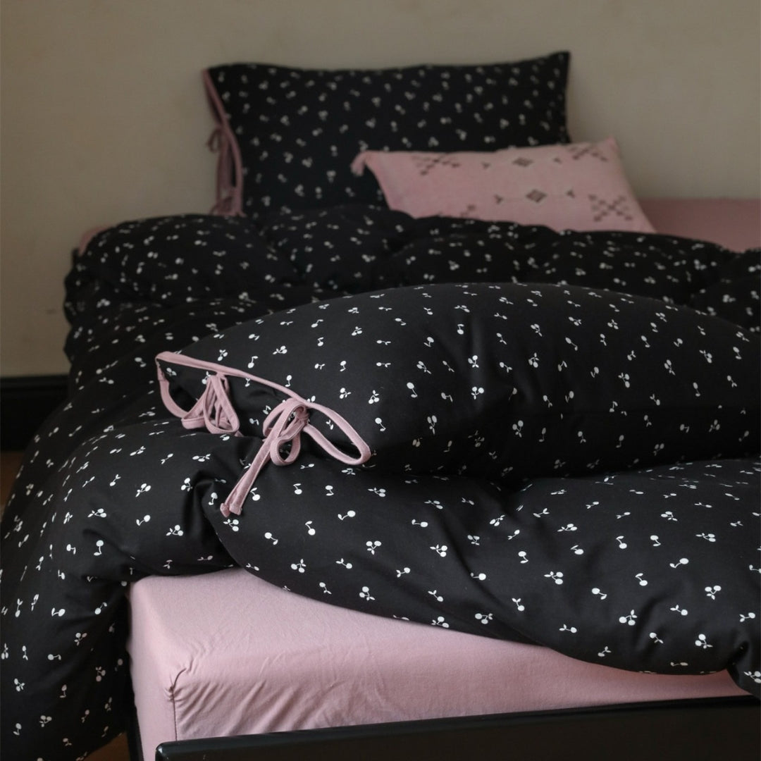 Cherry Ribbon Bedding Set