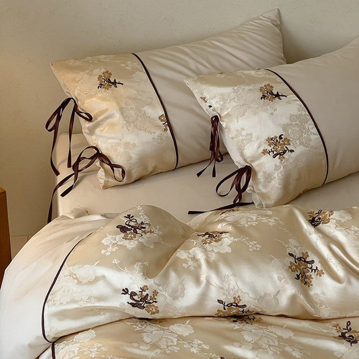 Vintage Floral Embroidery Bedding Set