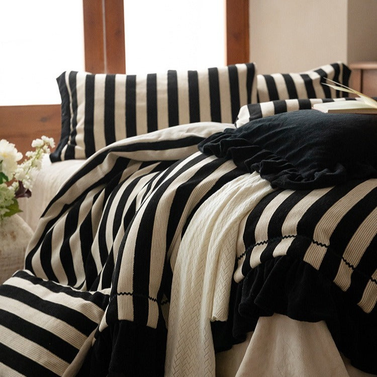 Warm Stripe Plus Bedding Set
