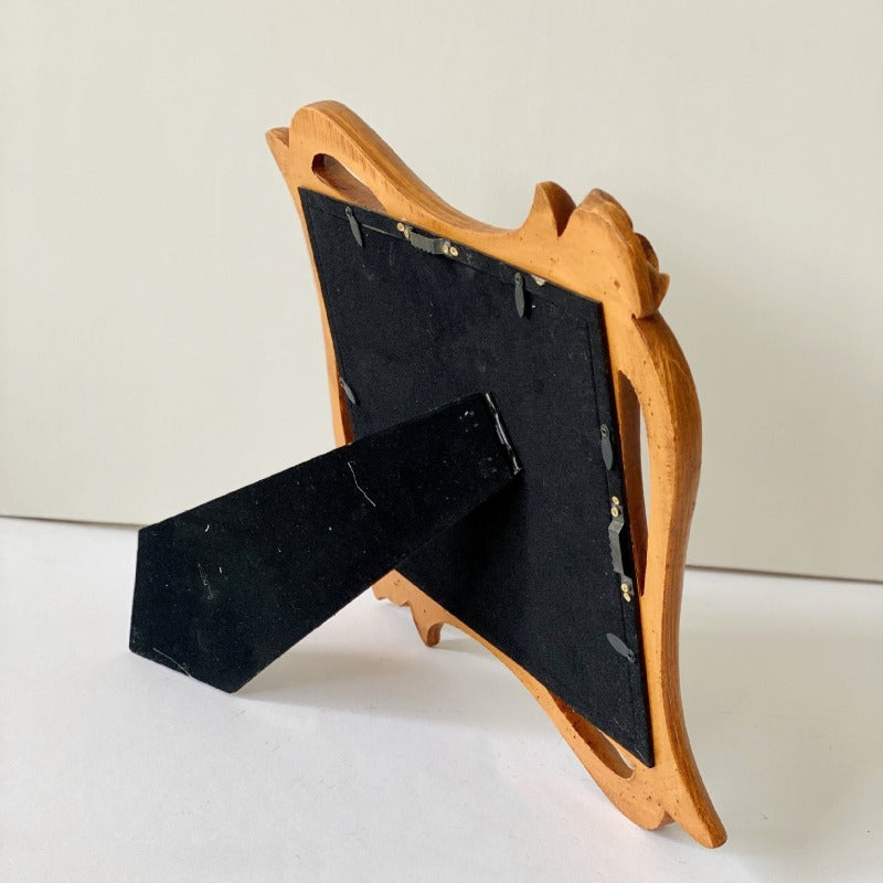 Calla Lily Twist Frame