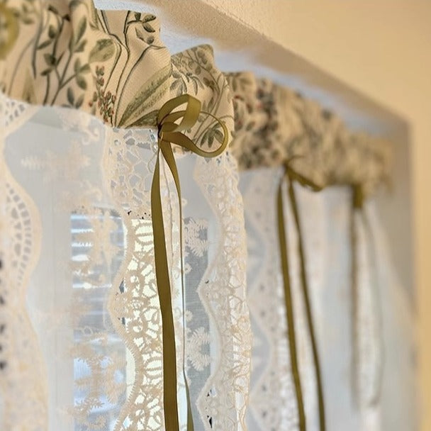 Rural Green & Lace Cabinet Curtain