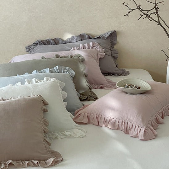 Ruffled Muslin Pillowcase Set